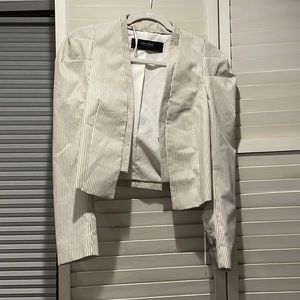 ZARA Basics Pinstripe Puff Sleeve
Cropped Blazer